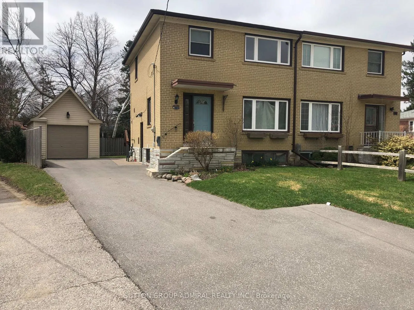 House for rent: 256 Mcconvey Drive, Richmond Hill, Ontario L4C 3K2