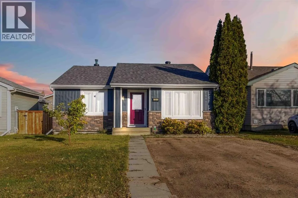 House for rent: 256 Tundra Drive, Fort McMurray, Alberta T9H 2S9