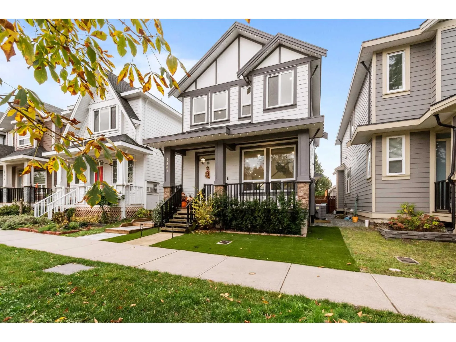 House for rent: 2561 168 Street, Surrey, British Columbia V3Z 0A7