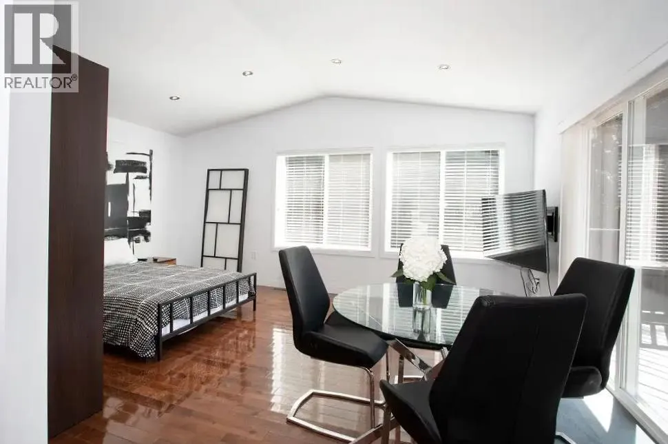 House for rent: 2568 The Boulevard, Squamish, British Columbia V8B 0P1