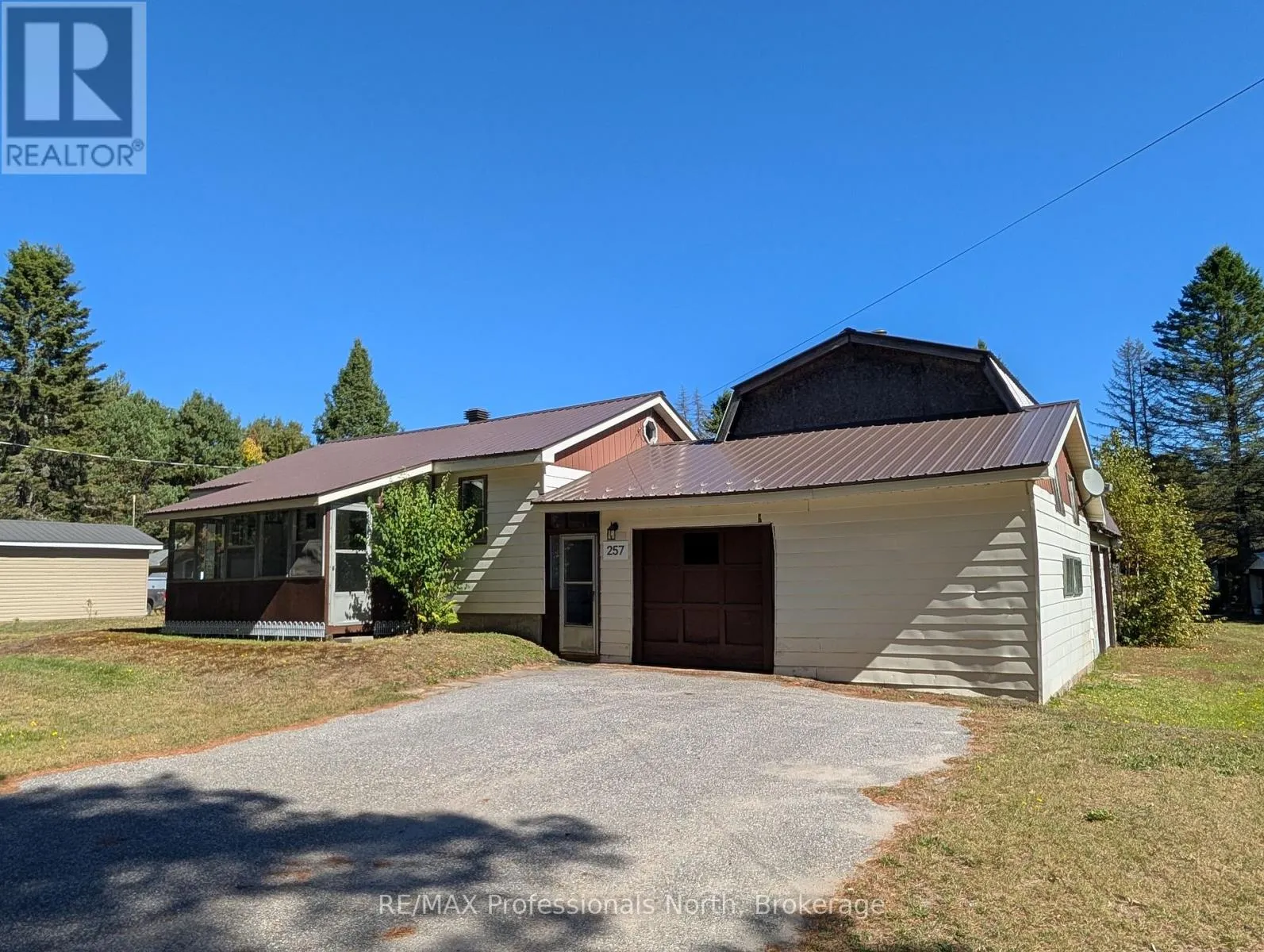 House for rent: 257 Albert Street N, Strong, Ontario P0A 1Z0