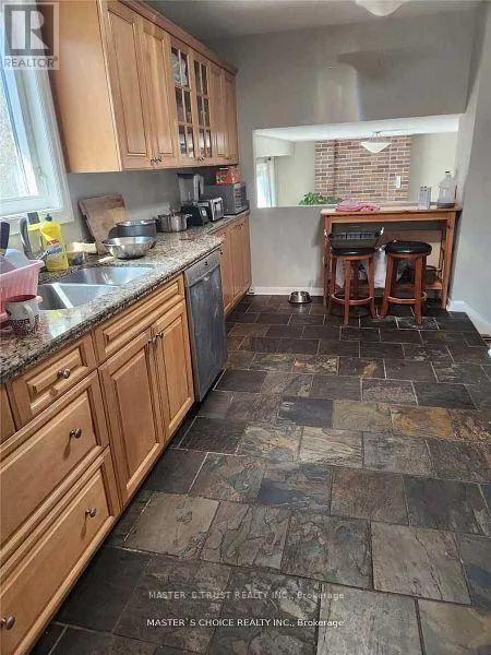 House for rent: 2574 Oak Row Crescent, Mississauga, Ontario L5L 1P6