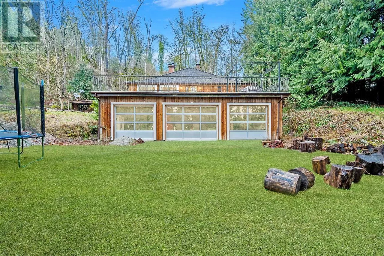 House for rent: 25745 Lougheed Highway, Maple Ridge, British Columbia V2W 1M3