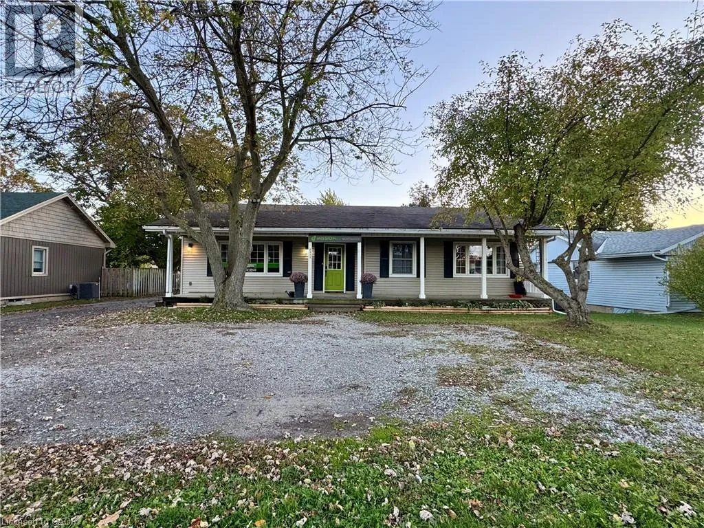 House for rent: 2575 Binbrook Road, Binbrook, Ontario L0R 1C0