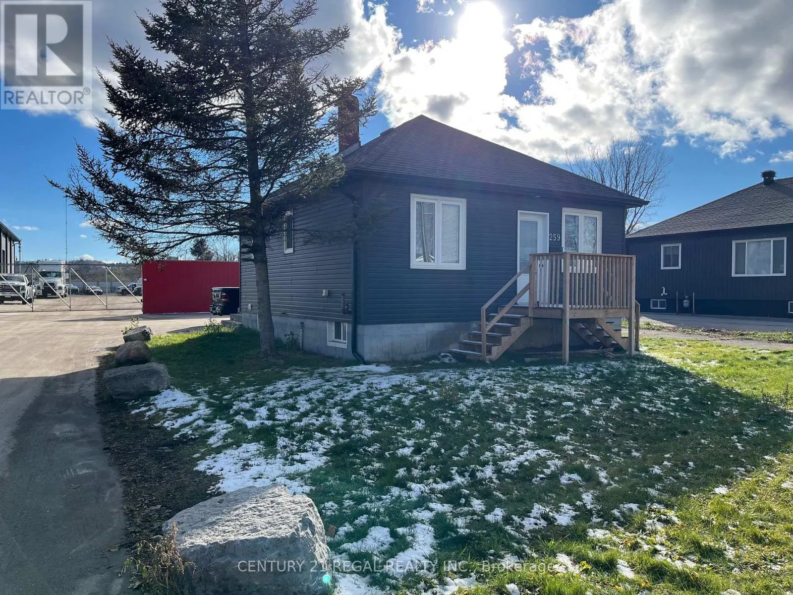 House for rent: 259 Tiffin Street, Barrie, Ontario L4N 2N3