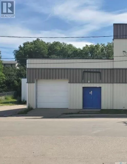 Warehouse for rent: 25c 17th Street E, Prince Albert, Saskatchewan S6V 1G6