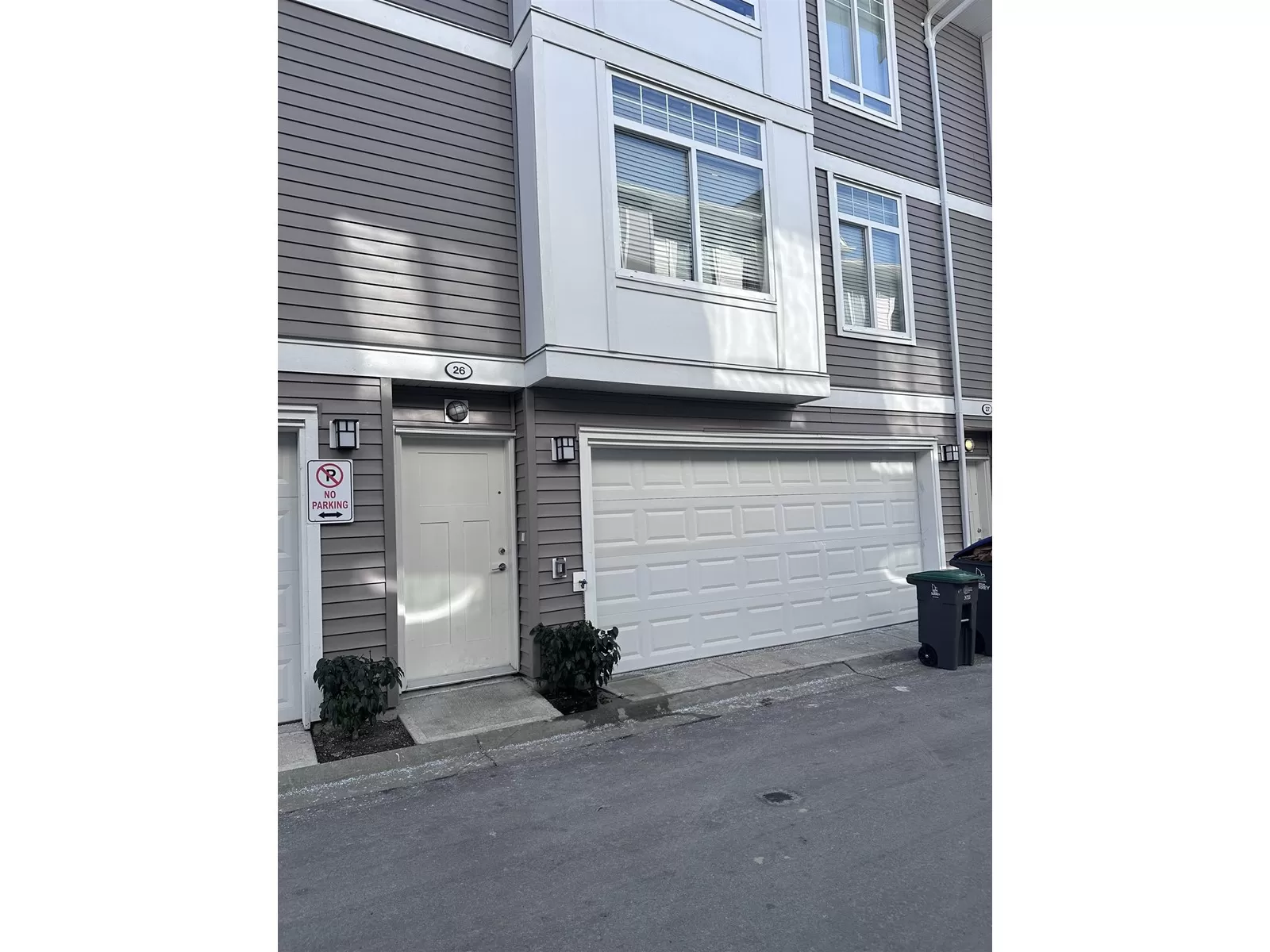 Row / Townhouse for rent: 26 11267 133 Street, Surrey, British Columbia V3R 0E3