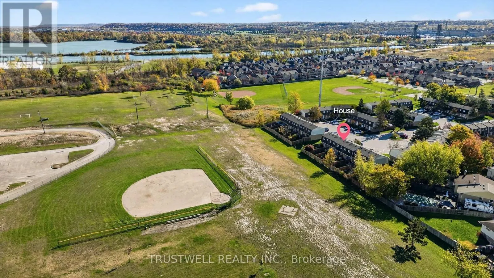 Row / Townhouse for rent: 26 - 131 Rockwood Avenue, St. Catharines, Ontario L2P 3K4