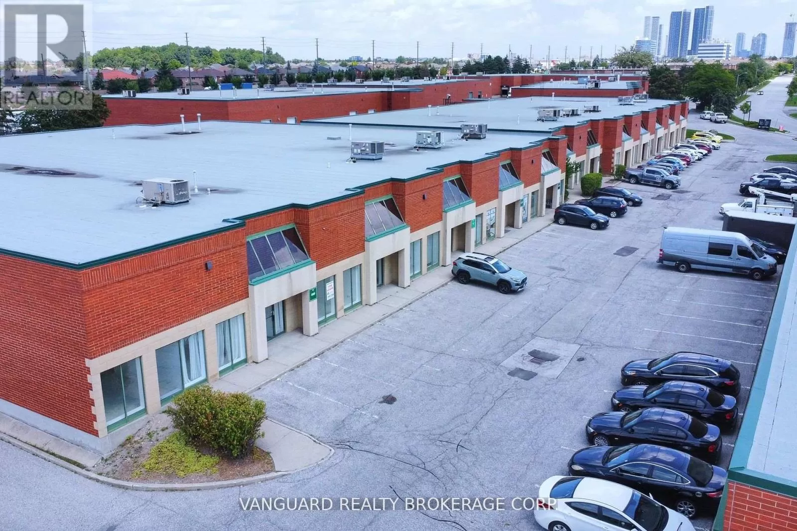 Multi-Tenant Industrial for rent: 26 - 180 Trowers Road, Vaughan, Ontario L4L 8A6