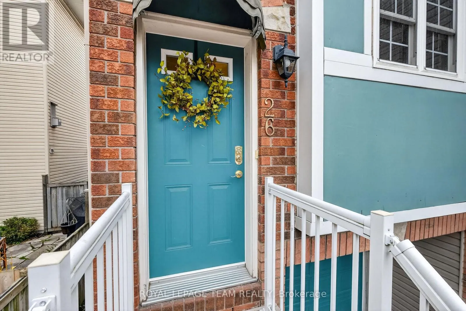 Row / Townhouse for rent: 26 - 25 Bayswater Avenue, Ottawa, Ontario K1Y 2E5