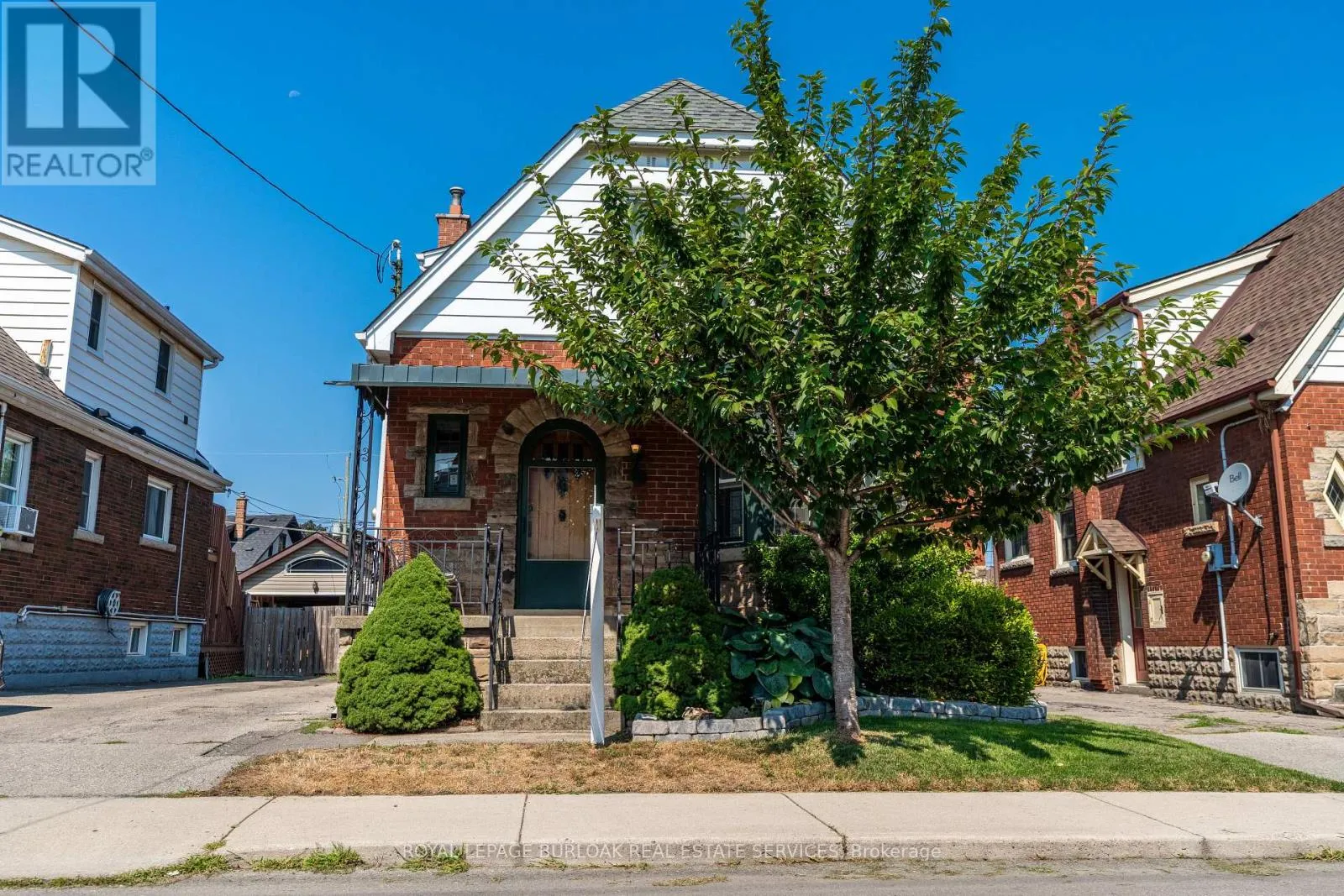 House for rent: 26 Weir Street S, Hamilton, Ontario L8K 3A1