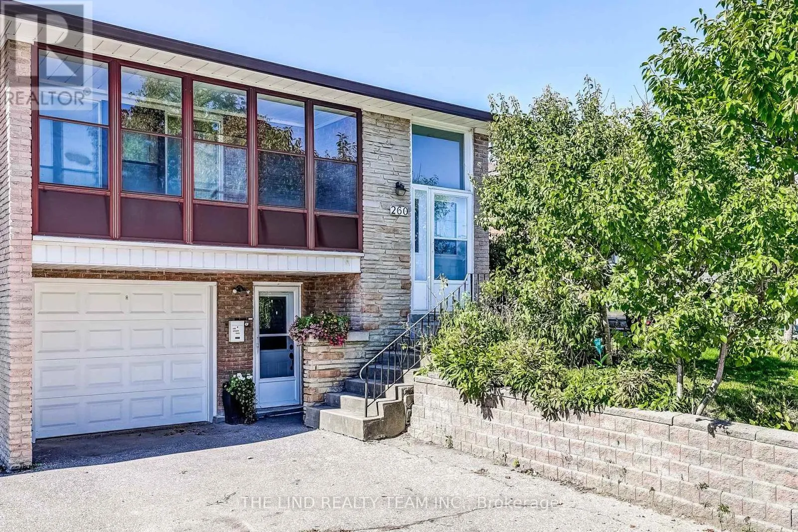 House for rent: 260 Apache Trail, Toronto, Ontario M2H 2W4