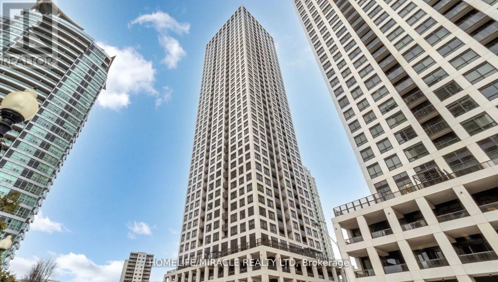 Apartment for rent: 2601 - 30 Elm Drive W, Mississauga, Ontario L5B 0N6