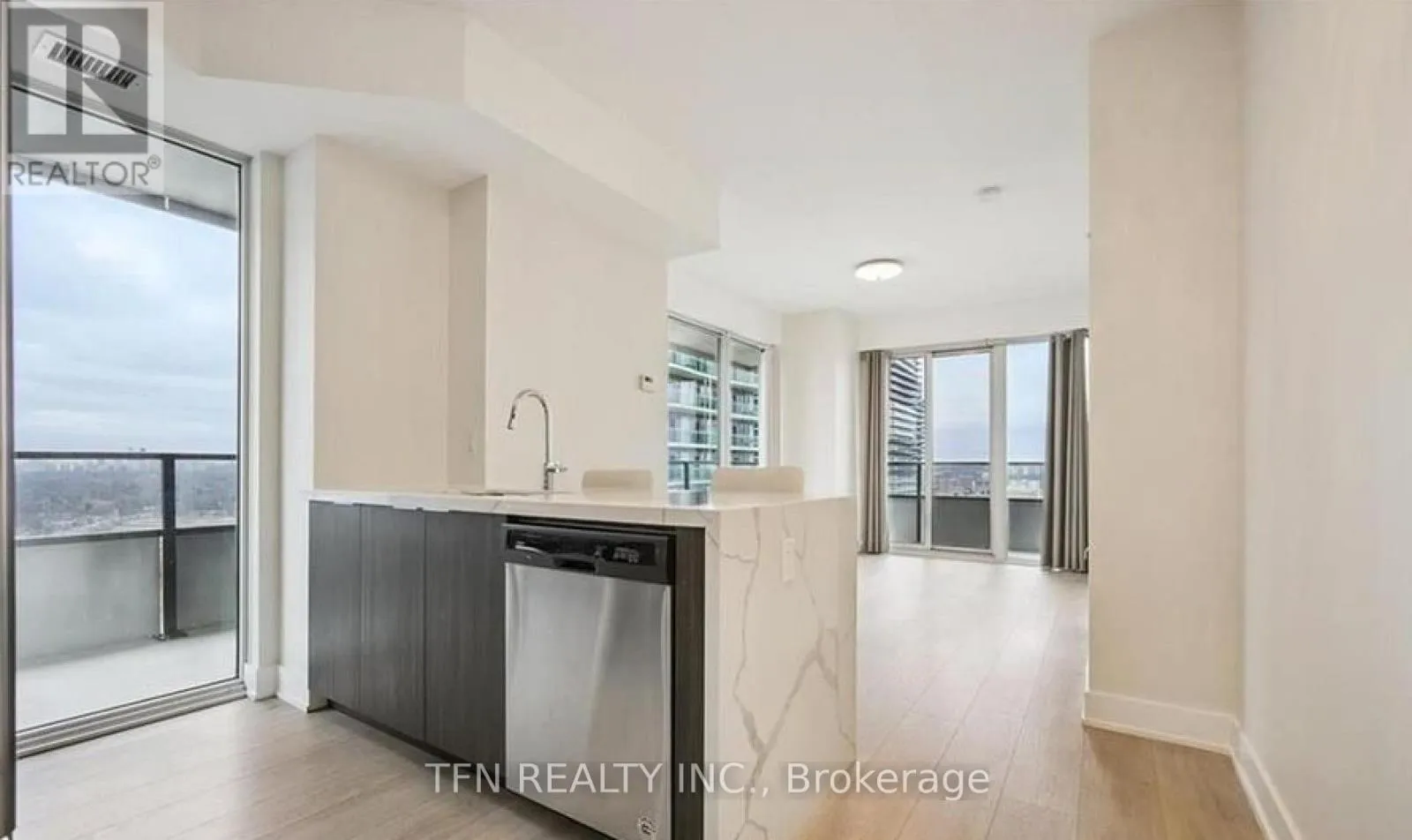 Apartment for rent: 2604 - 20 Shore Breeze Drive, Toronto, Ontario M8V 0C7