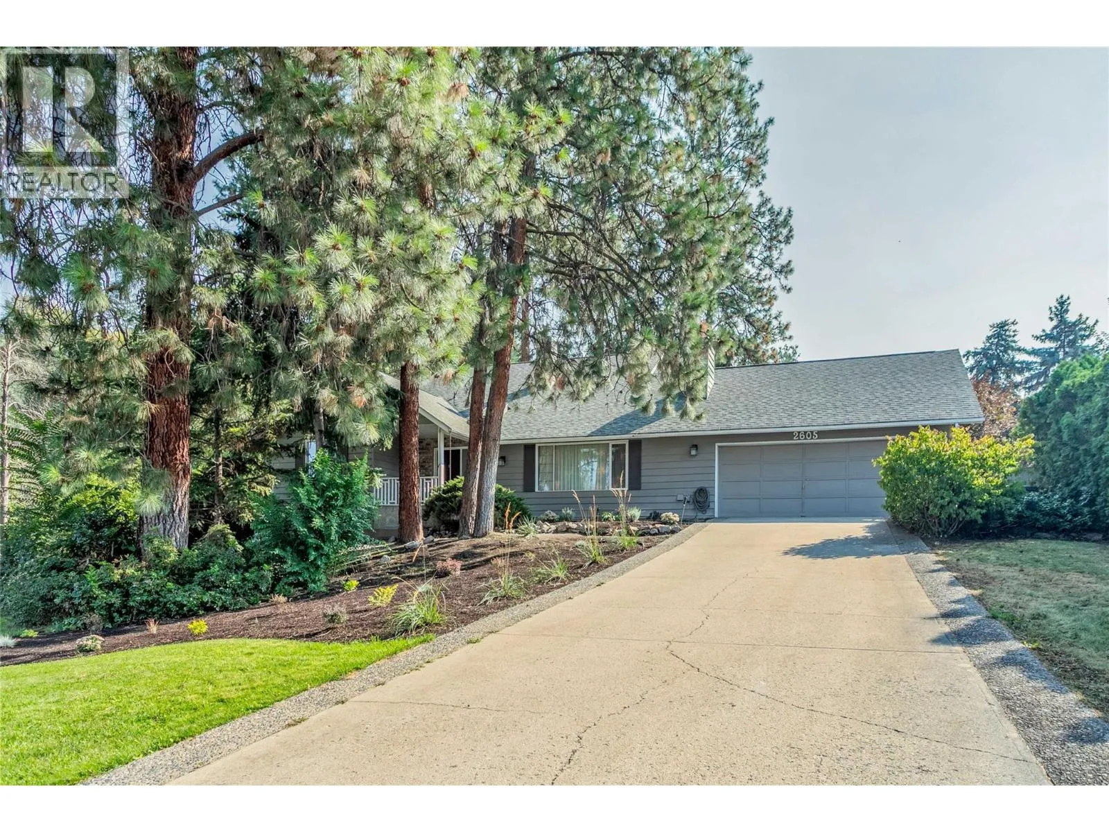 House for rent: 2605 Alberta Court, Kelowna, British Columbia V1W 2X8