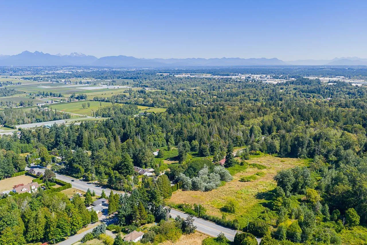 2608 176 Street, Surrey, British Columbia V3Z 9W5