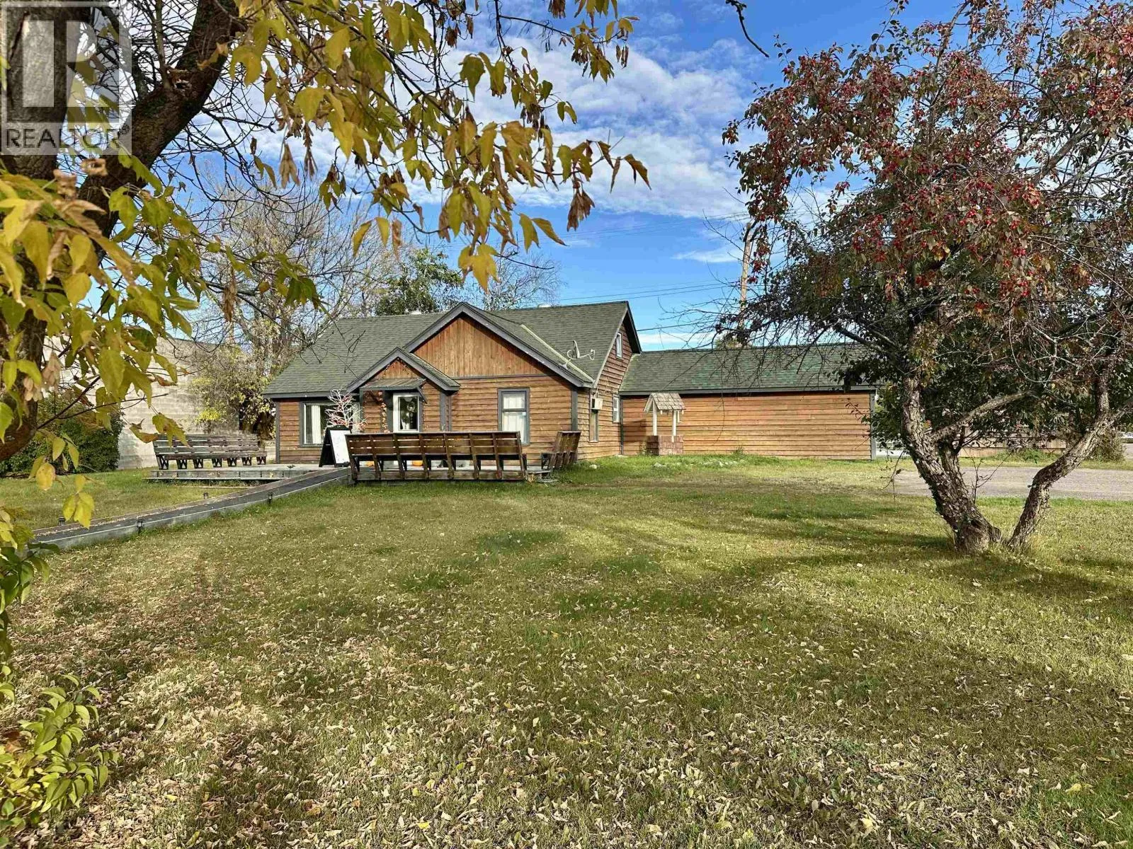 2608 Burrard Avenue, Vanderhoof, British Columbia V0J 3A0