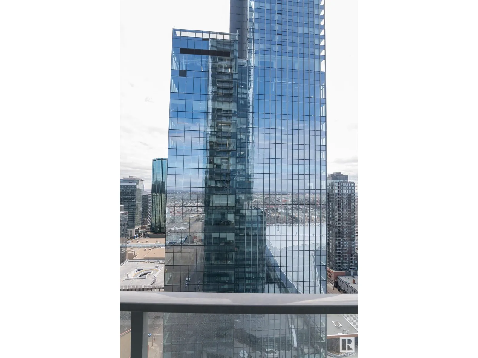 Apartment for rent: #2609 10360 102 St Nw, Edmonton, Alberta T5J 0K6