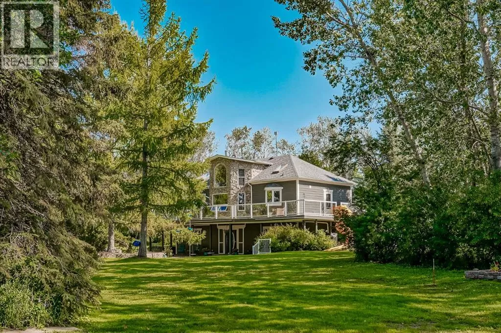 House for rent: 261017 Range Rd 244, Rural Wheatland County, Alberta T1P 0L1