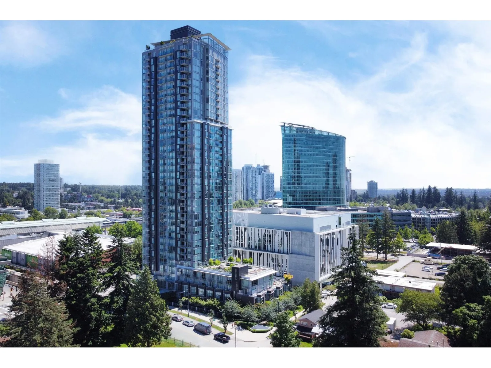 Apartment for rent: 2612 13438 Central Avenue, Surrey, British Columbia V3T 0N2