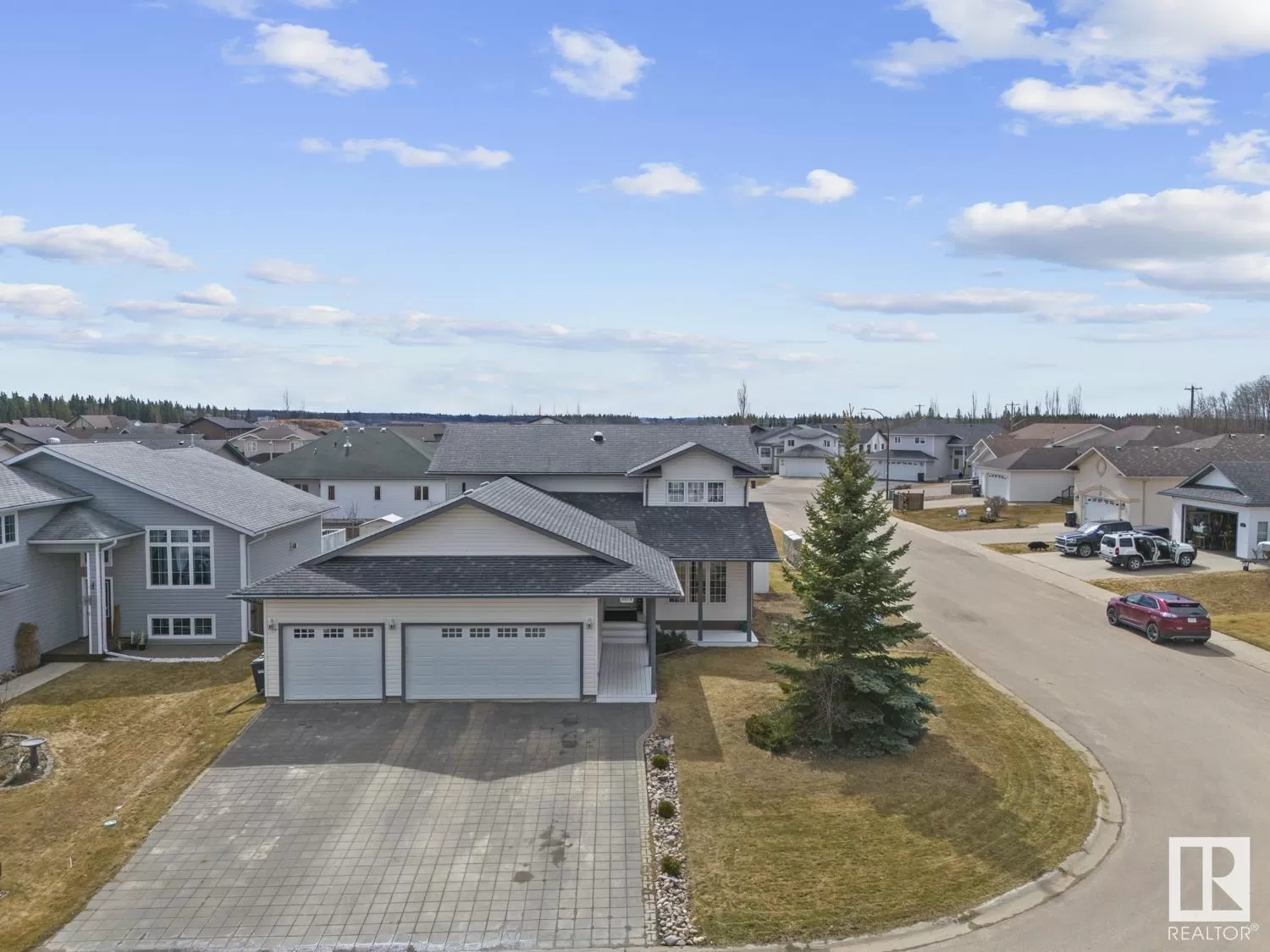 House for rent: 2614 6a Av, Cold Lake, Alberta T9M 2C7