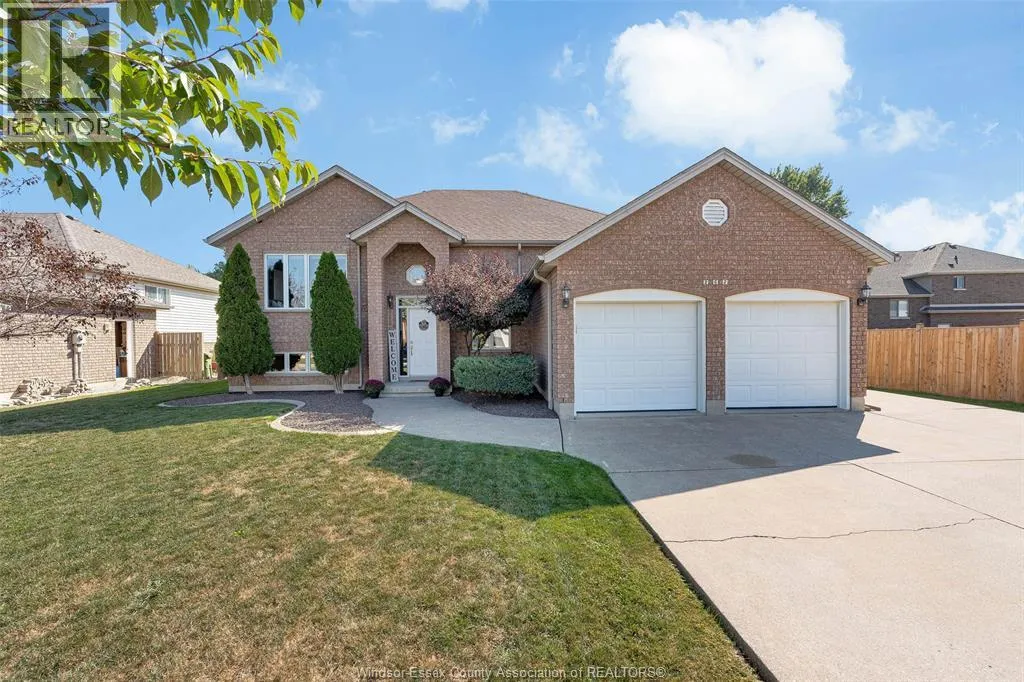 House for rent: 262 Columbus Drive, Lakeshore, Ontario N0R 1N0