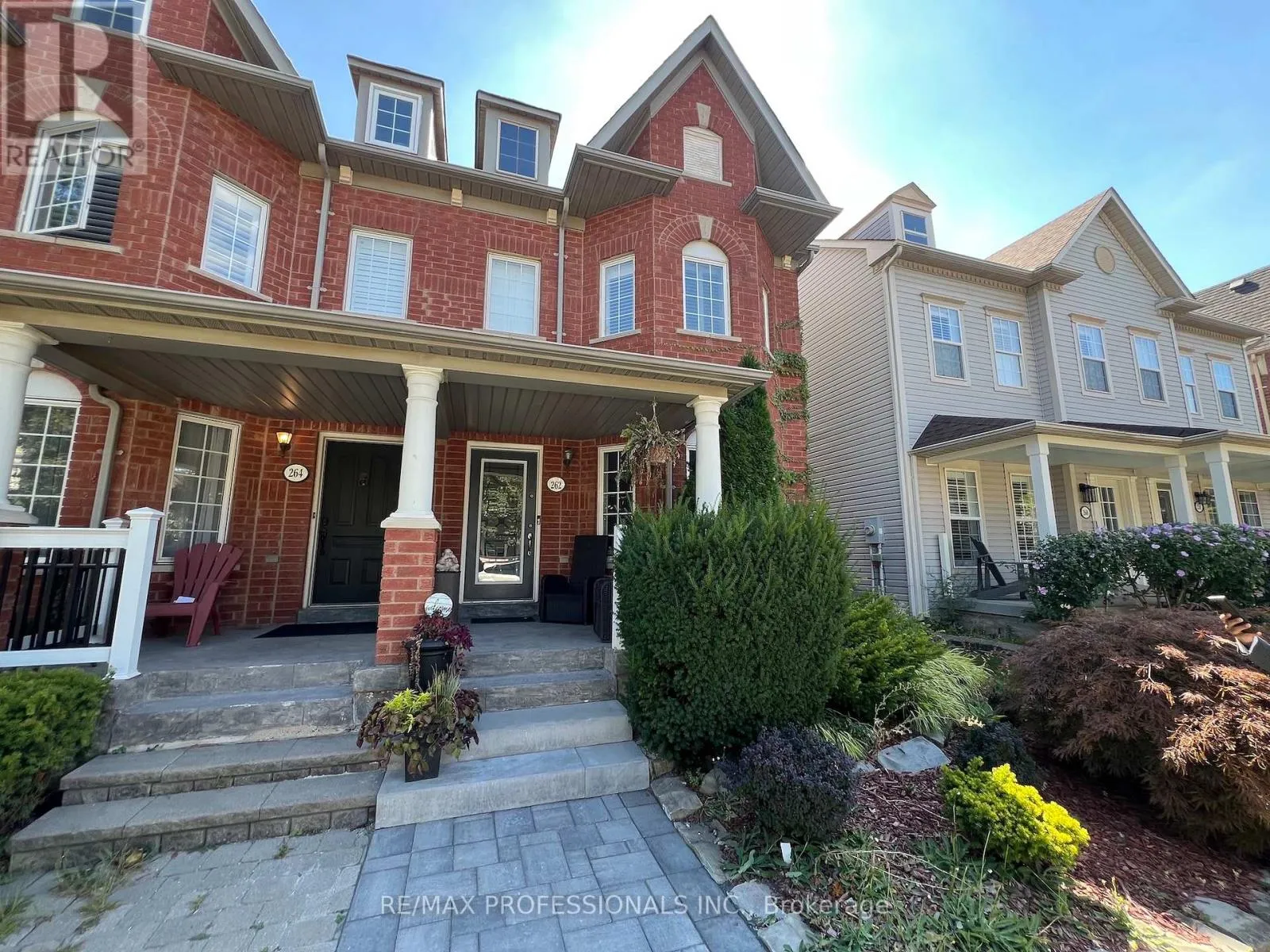 House for rent: 262 Gatwick Drive, Oakville, Ontario L6H 7K3