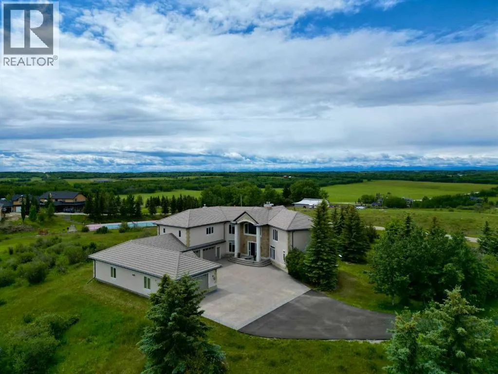 House for rent: 262060 Range Road 33, Rural Rocky View County, Alberta T4C 0G6