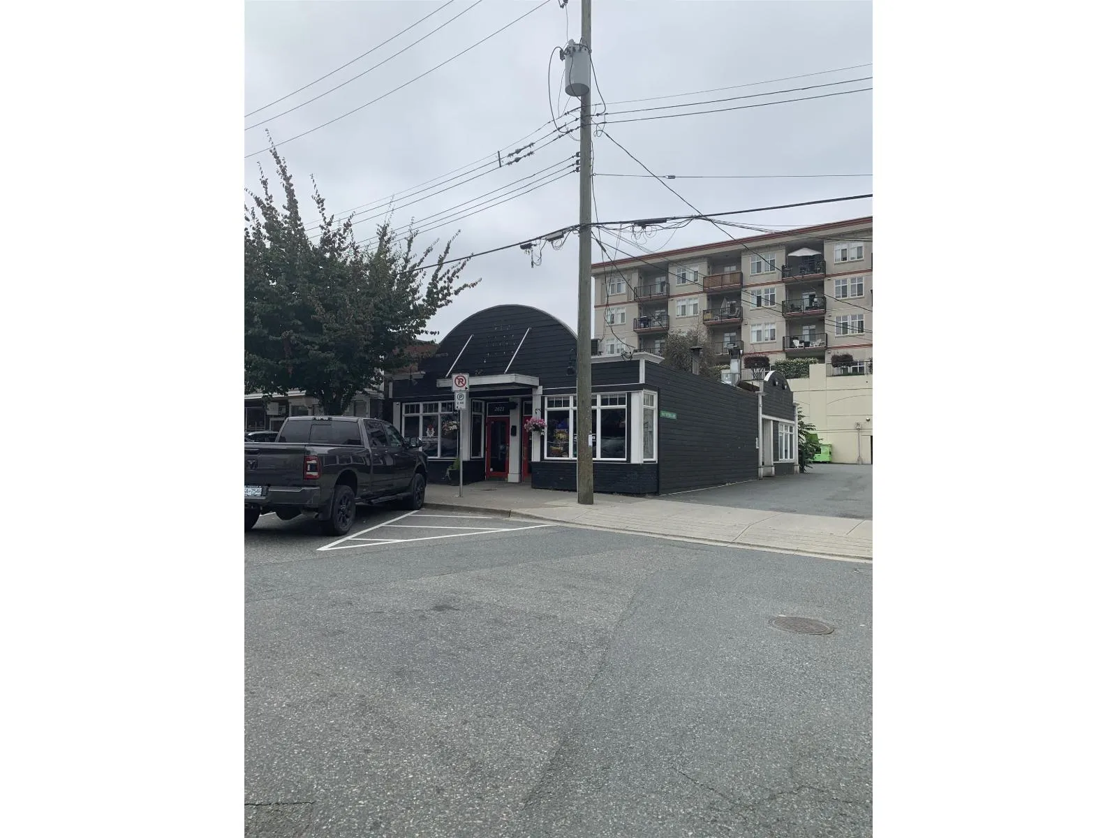 2625 Montrose Avenue, Abbotsford, British Columbia V2S 3T5