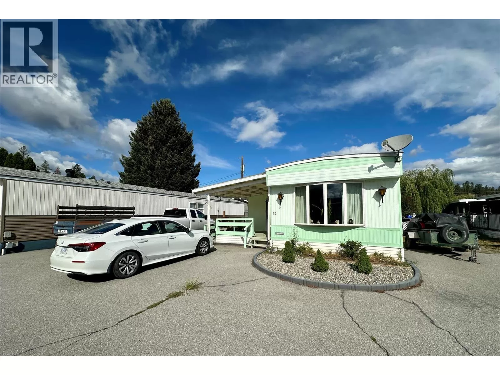 Manufactured Home for rent: 263 Hwy 3 Highway Unit# 32, Princeton, British Columbia V0X 1W0