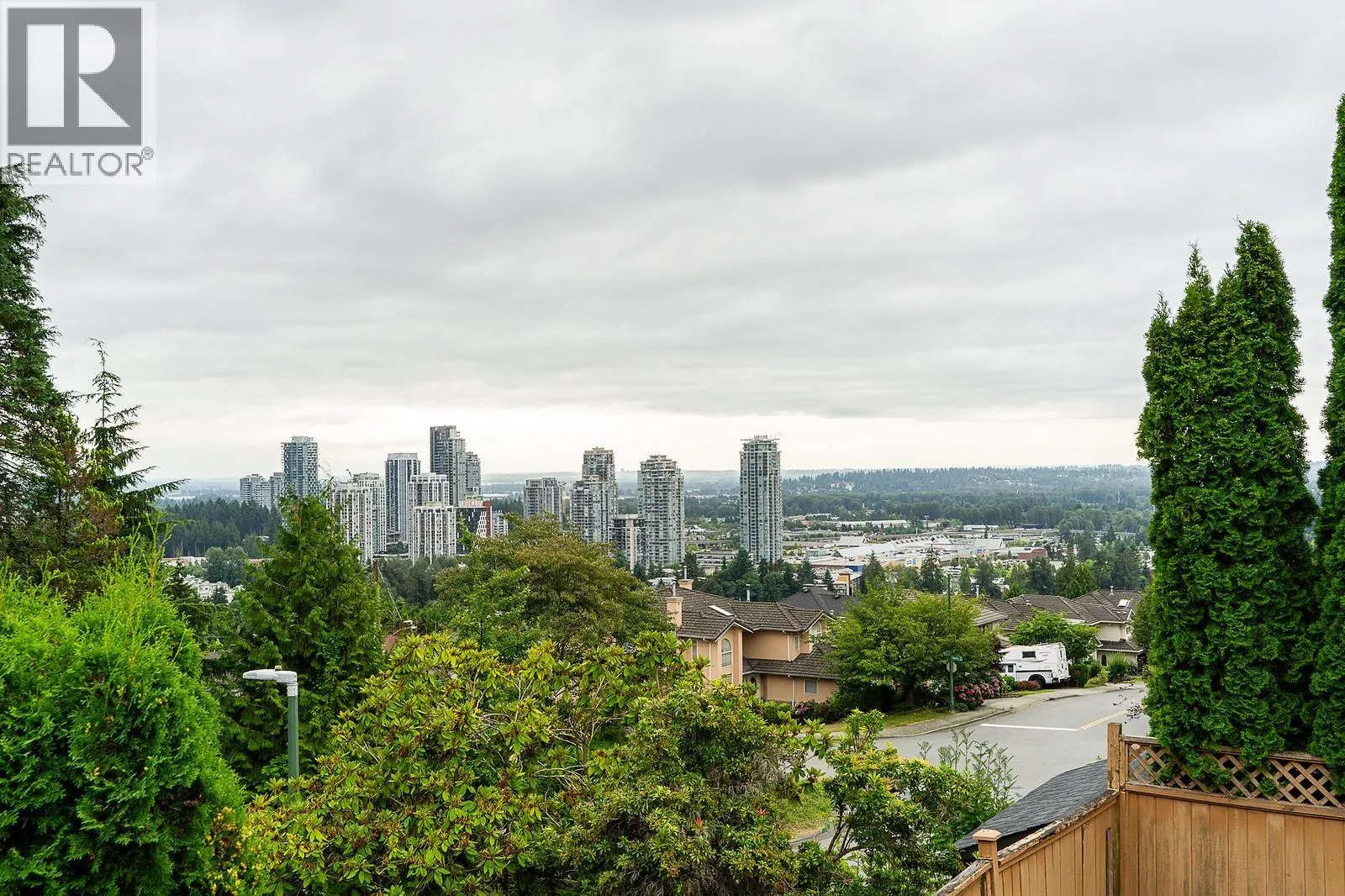 House for rent: 2640 Mclaughlin Court, Coquitlam, British Columbia V3B 6K4