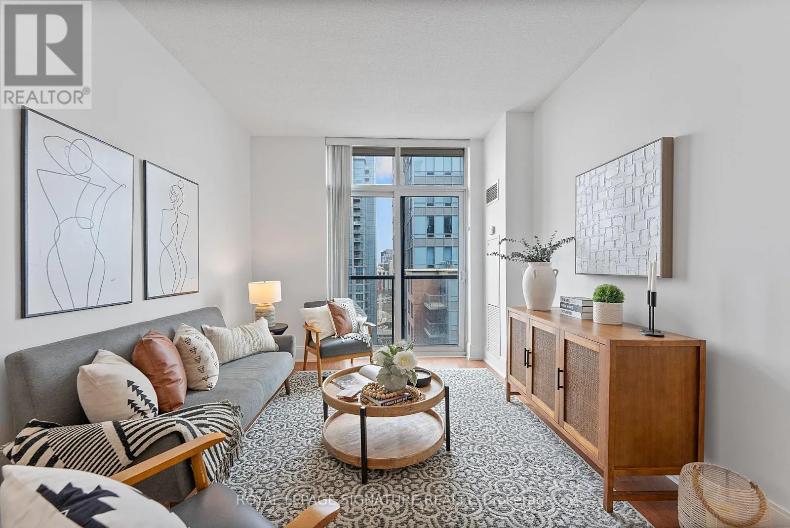 Apartment for rent: 2645 - 35 Viking Lane, Toronto, Ontario M9B 0A2