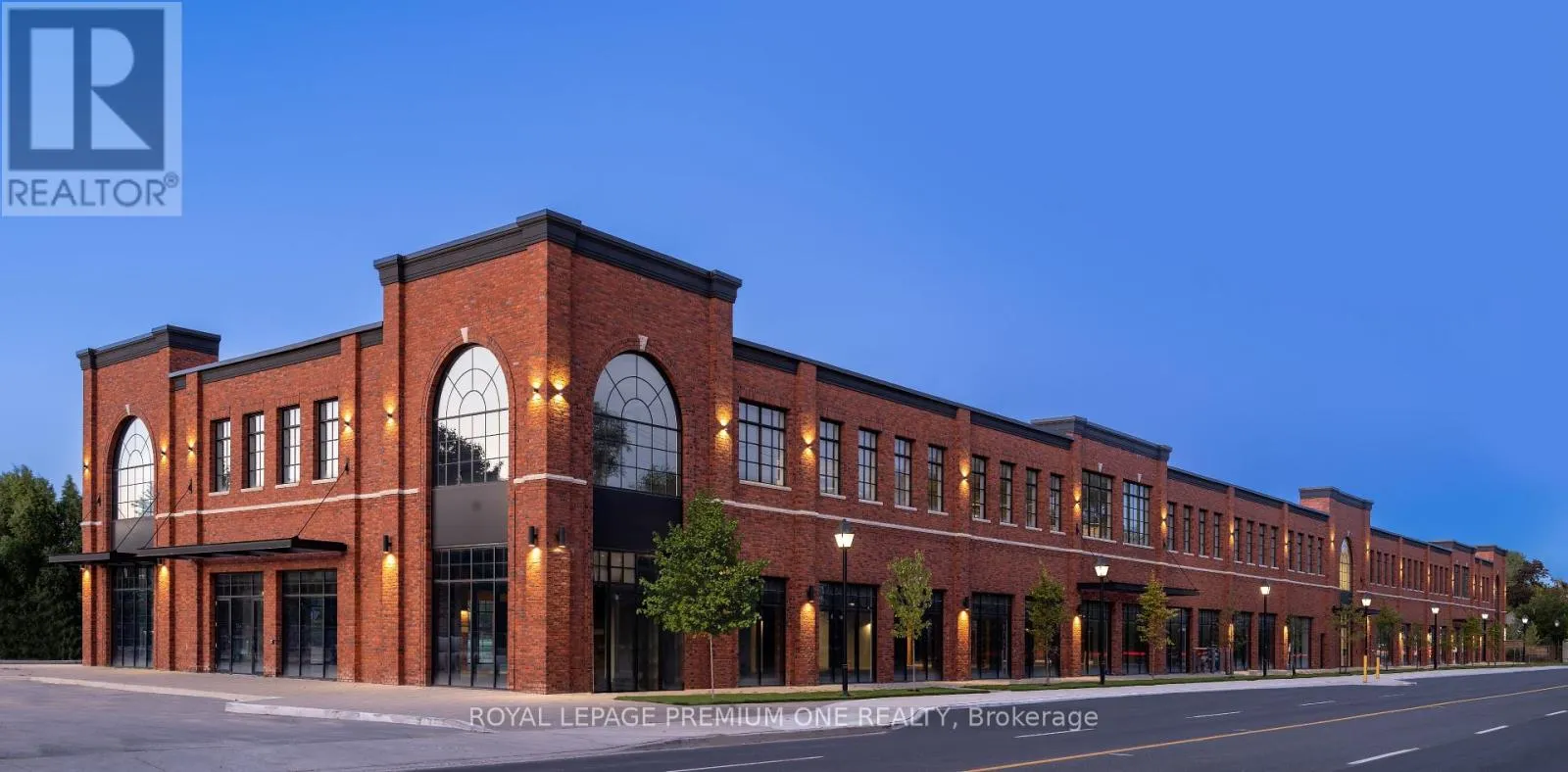 2650 St Clair Avenue W, Toronto, Ontario M6N 1M2