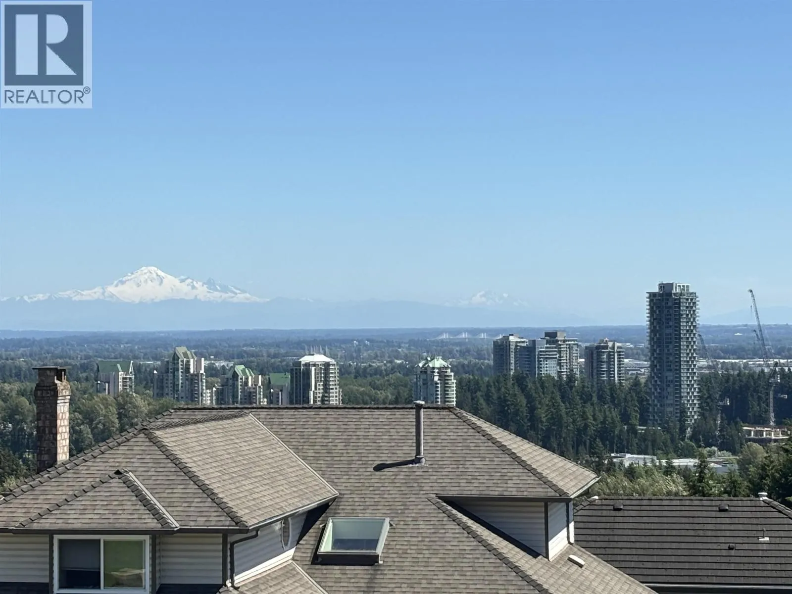 House for rent: 2655 Delahaye Drive, Coquitlam, British Columbia V3B 7E7