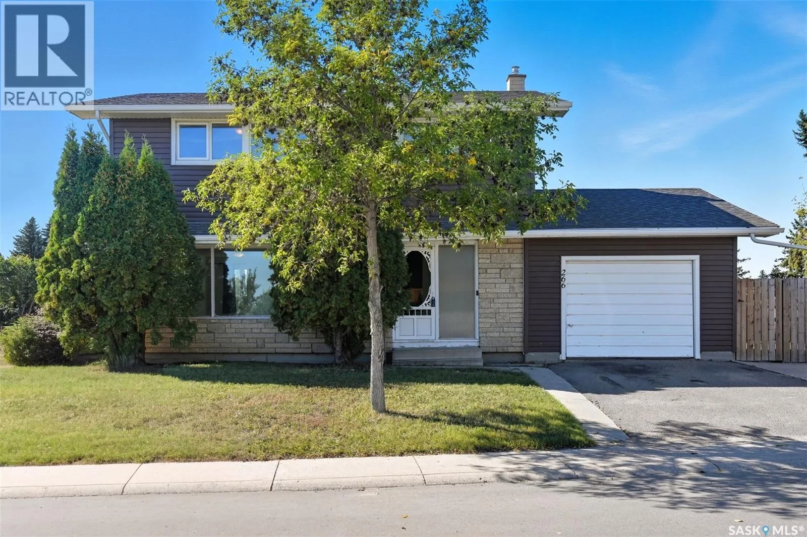 House for rent: 266 Assiniboine Drive, Saskatoon, Saskatchewan S7K 4A2