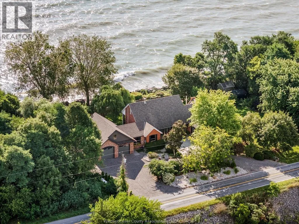 House for rent: 266 East Beach Rd, Leamington, Ontario N8H 3V7