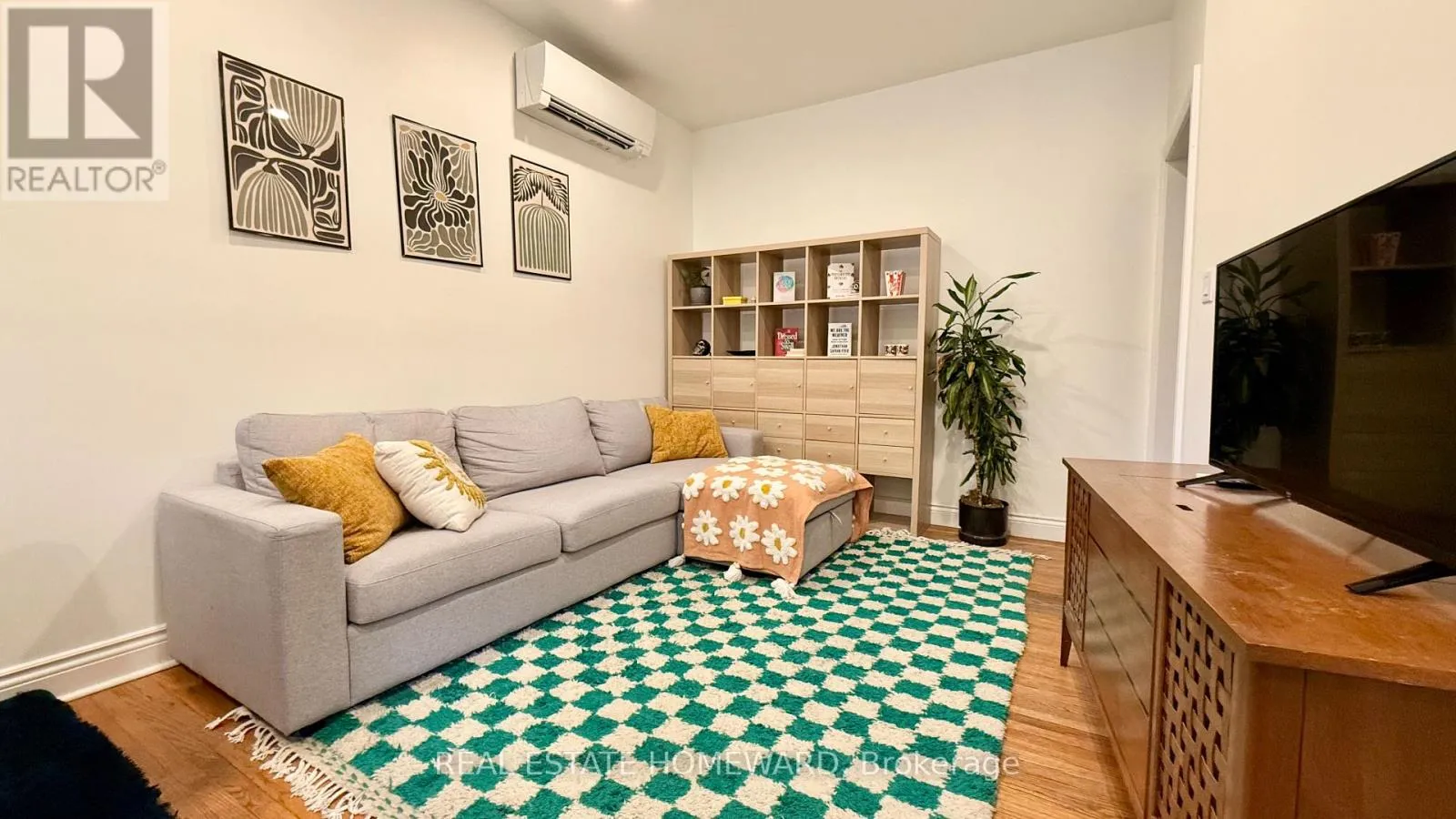 House for rent: 266 Symington Avenue, Toronto, Ontario M6P 3W8