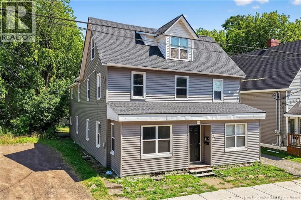 267 Lutz, Moncton, New Brunswick E1C 5G4