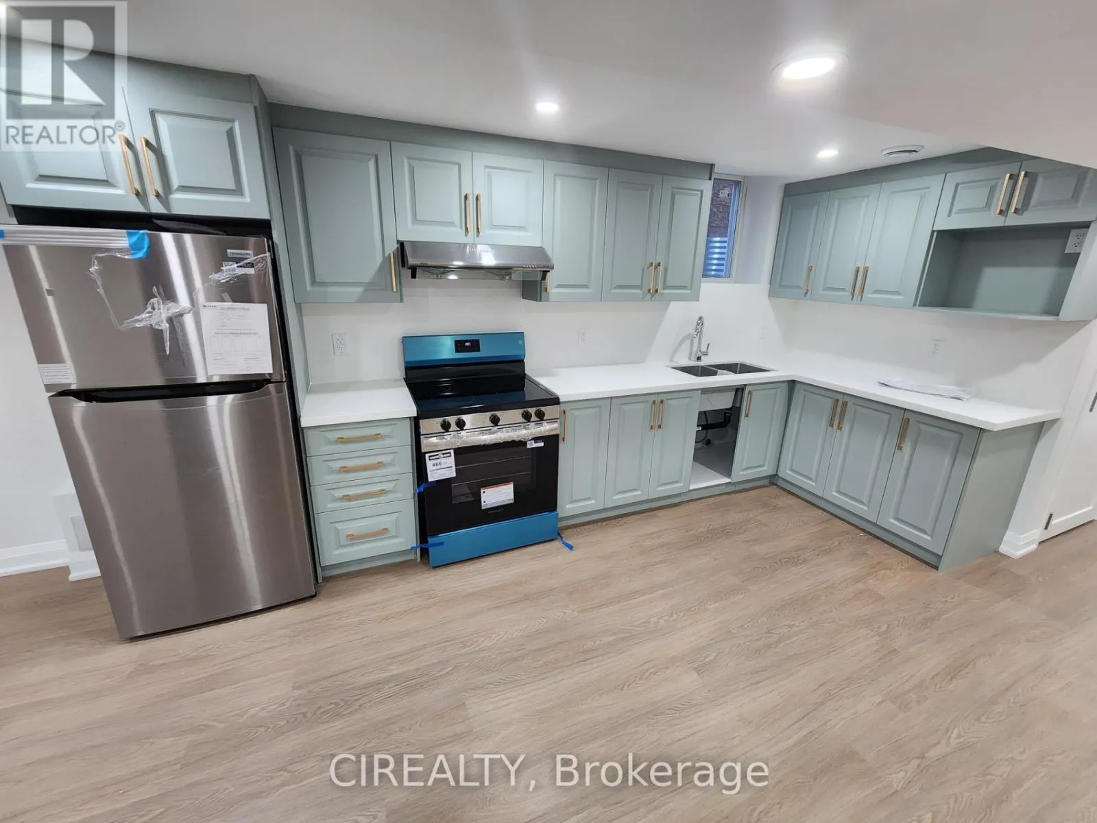 Other for rent: 268 Bonnieglen Boulevard, Caledon, Ontario L7C 4B3