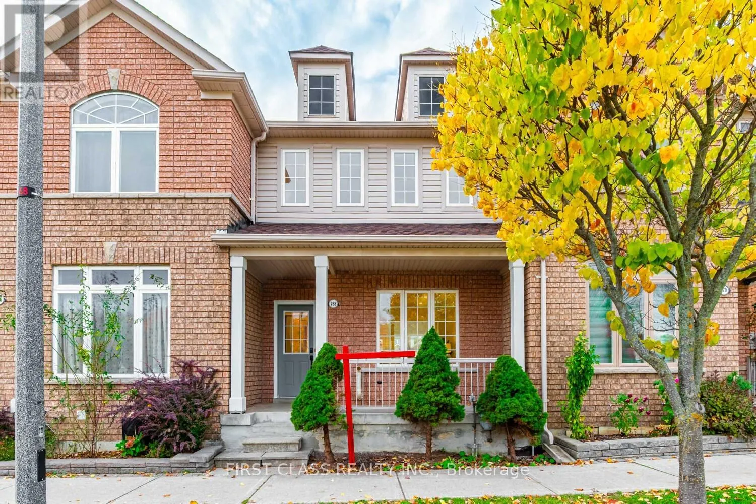 Row / Townhouse for rent: 268 Roy Rainey Avenue, Markham, Ontario L6E 1P8