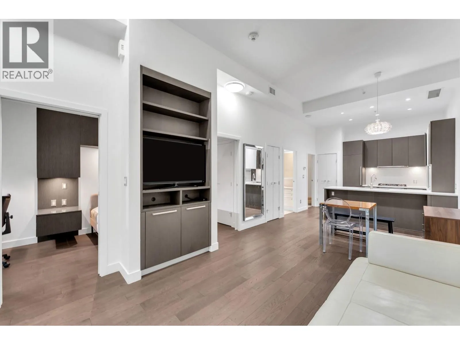 Apartment for rent: 268 W 1st Avenue, Vancouver, British Columbia V5Y 3T2