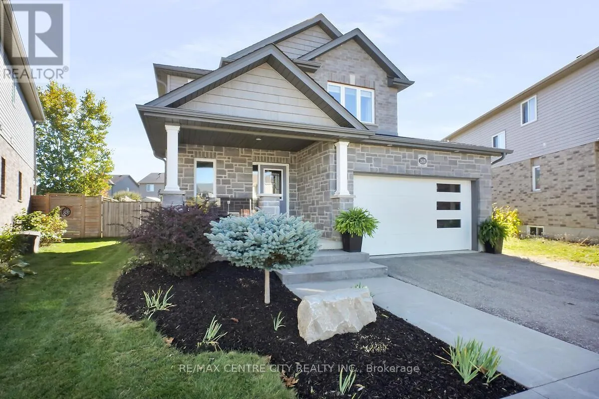 House for rent: 2681 Foxbend Link Trail N, London North, Ontario N6G 0M7