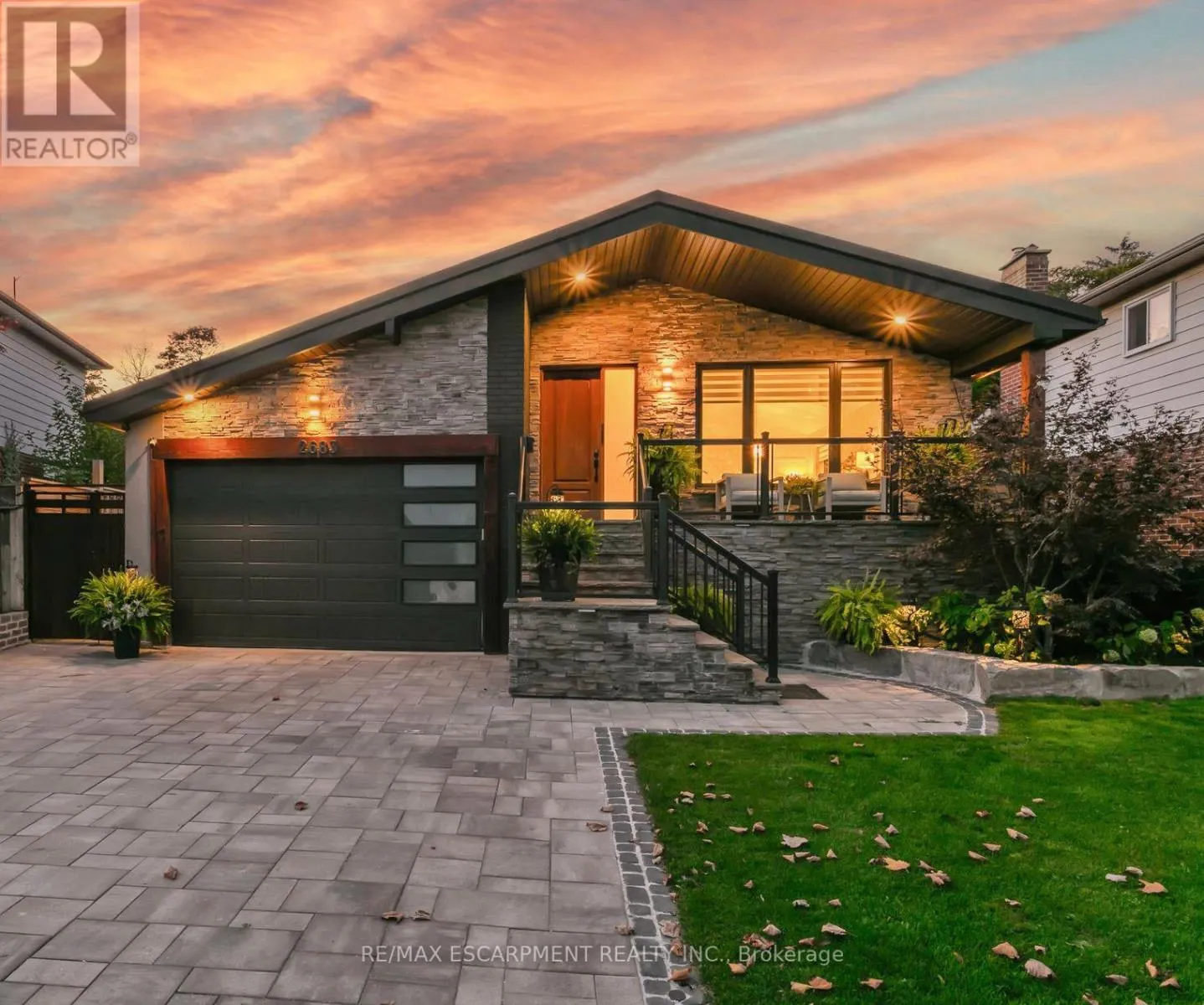 House for rent: 2683 Kingsberry Crescent, Mississauga, Ontario L5B 2K6