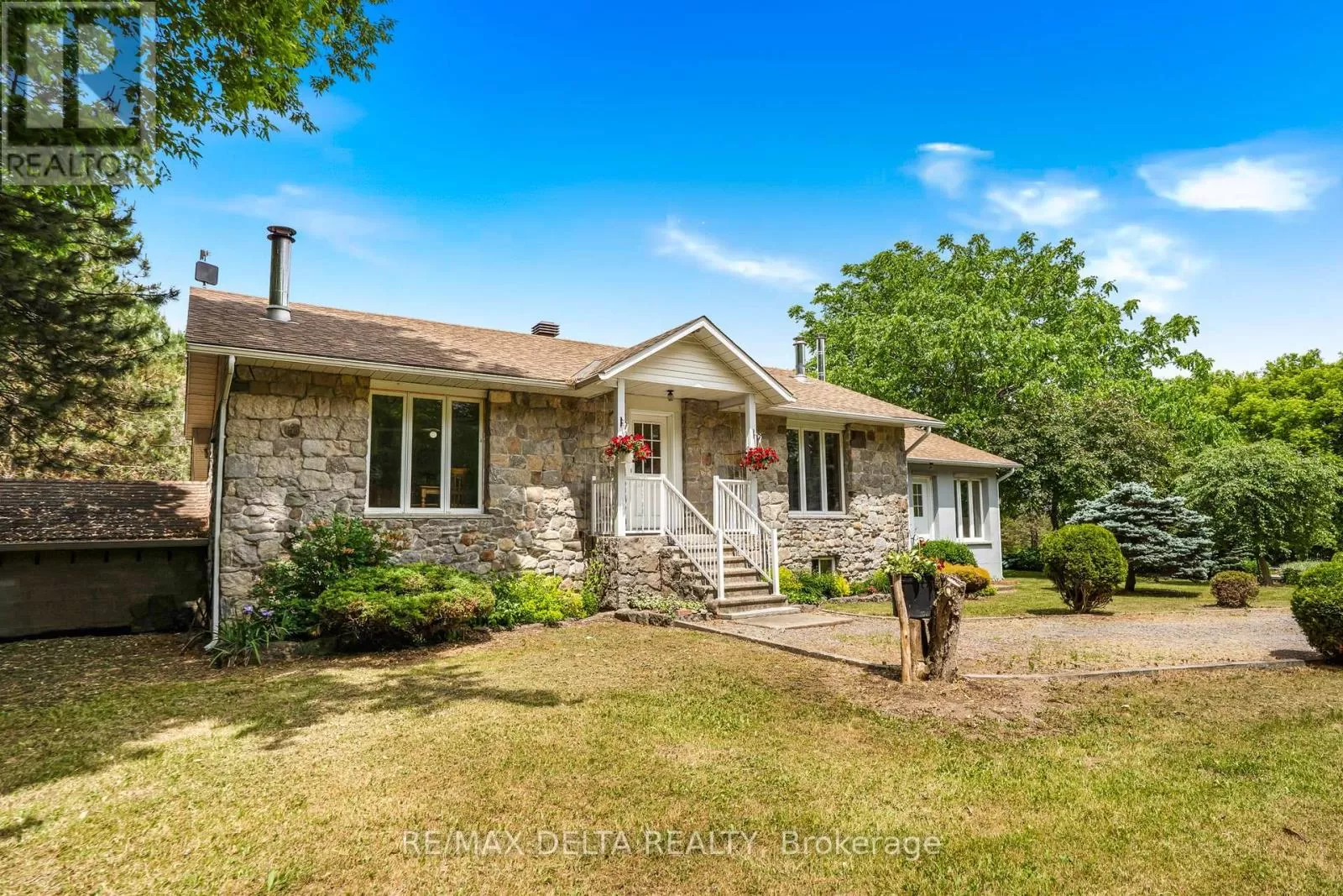 House for rent: 2685 Concession 7 Road, East Hawkesbury, Ontario K0B 1P0