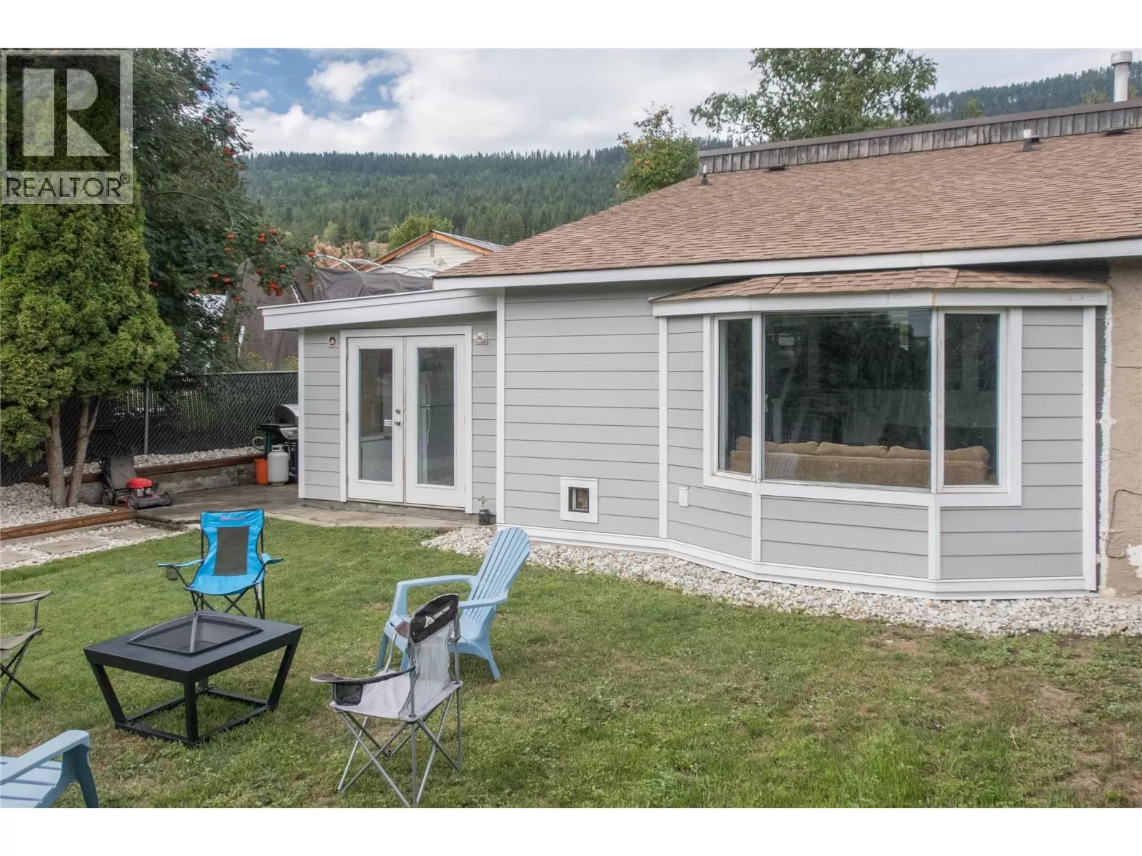 Duplex for rent: 2689 Balsam Lane, Lumby, British Columbia V0E 2G5