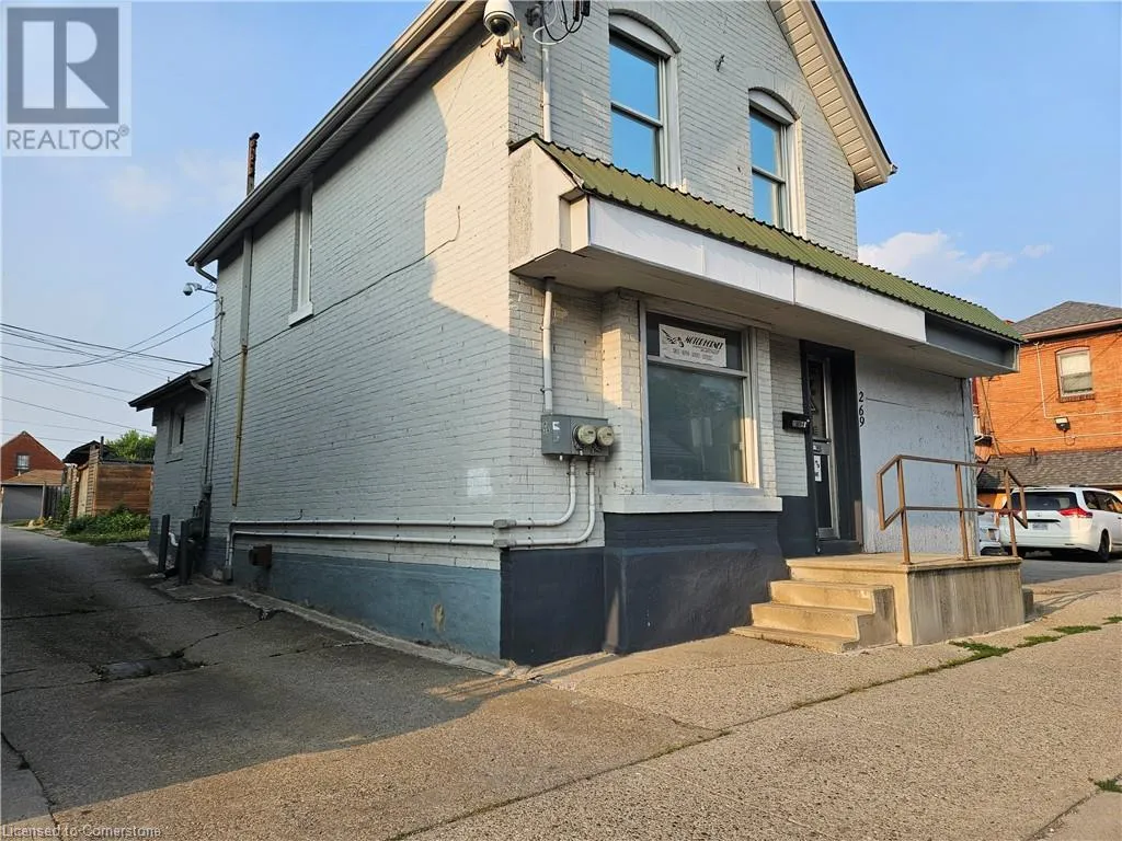 House for rent: 269 E Cannon Street E, Hamilton, Ontario L8L 2B4