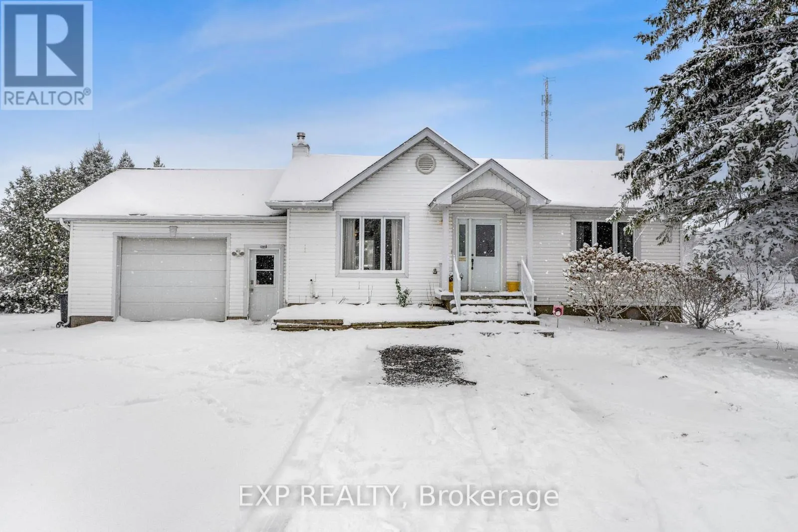 House for rent: 2690 Pattee Road E, Champlain, Ontario K6A 2R2