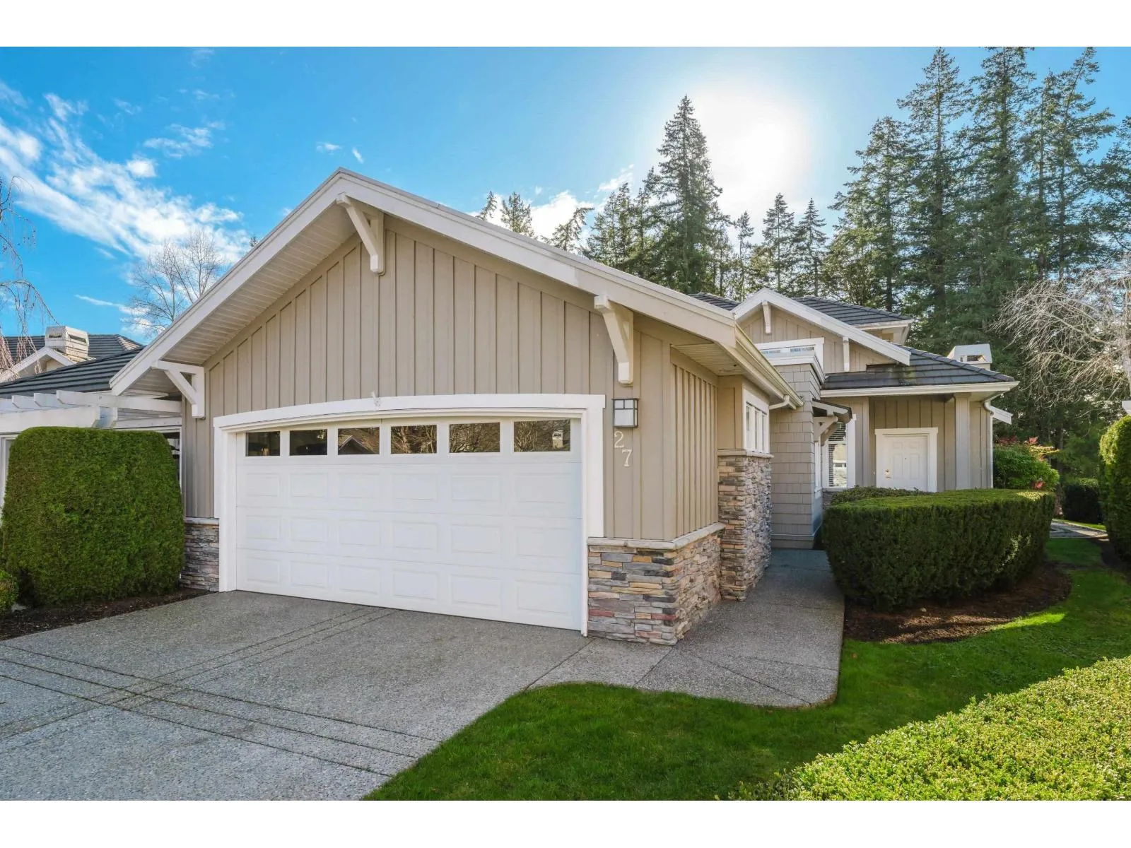 Row / Townhouse for rent: 27 18088 8 Avenue, Surrey, British Columbia V3Z 9T6