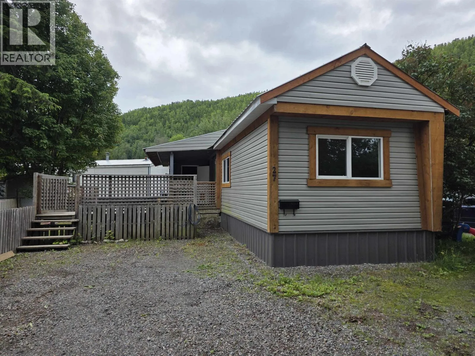 Manufactured Home/Mobile for rent: 27 4619 Queensway Drive, Terrace, British Columbia V8G 3X5