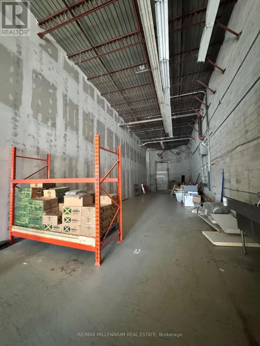 27 - 7956 Torbram Road, Brampton, Ontario L6T 5A2